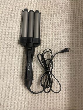 Revlon Triple Barrel Hair Waver like new
